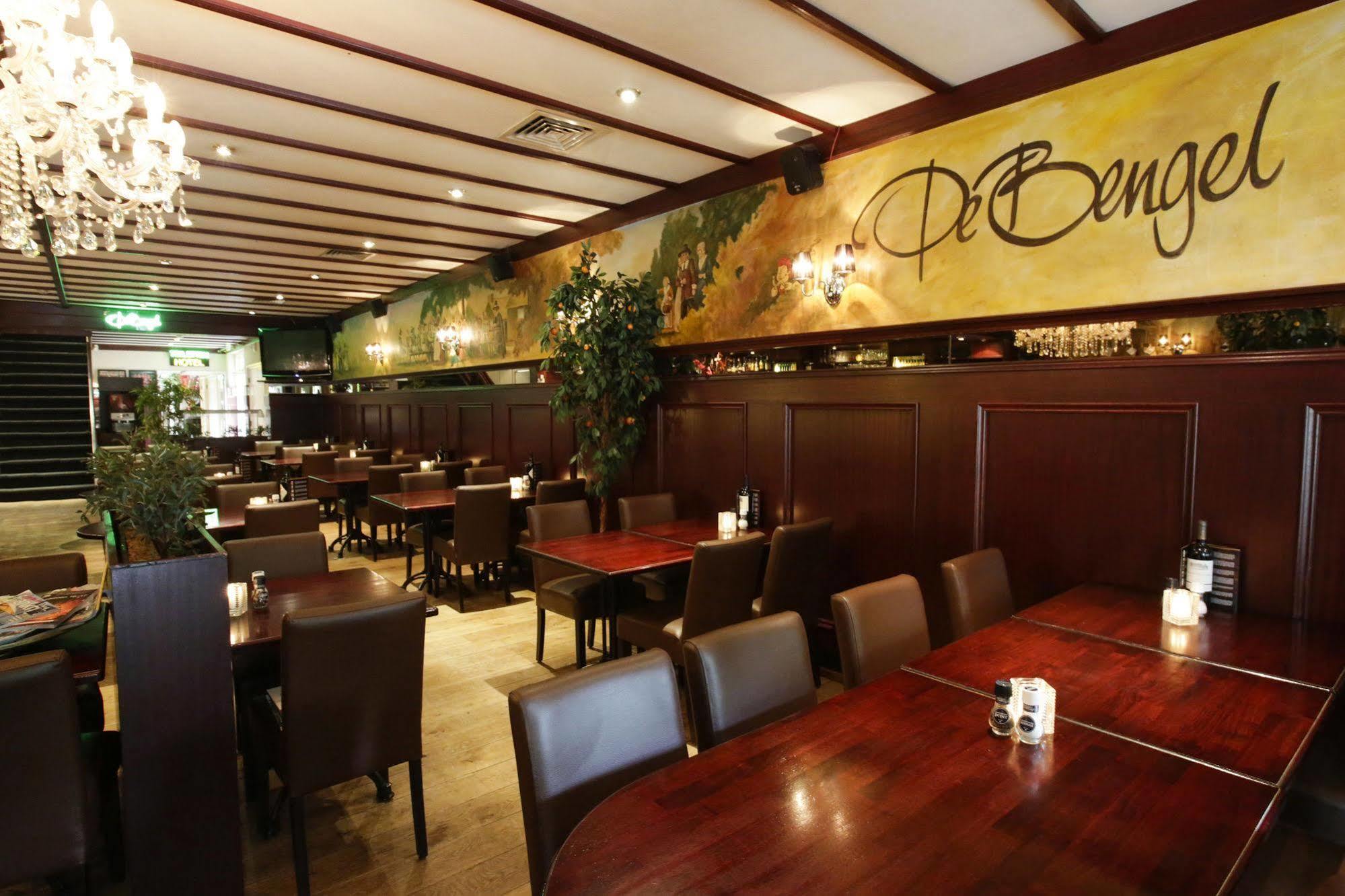 Hotel Restaurant De Bengel Eersel Bagian luar foto