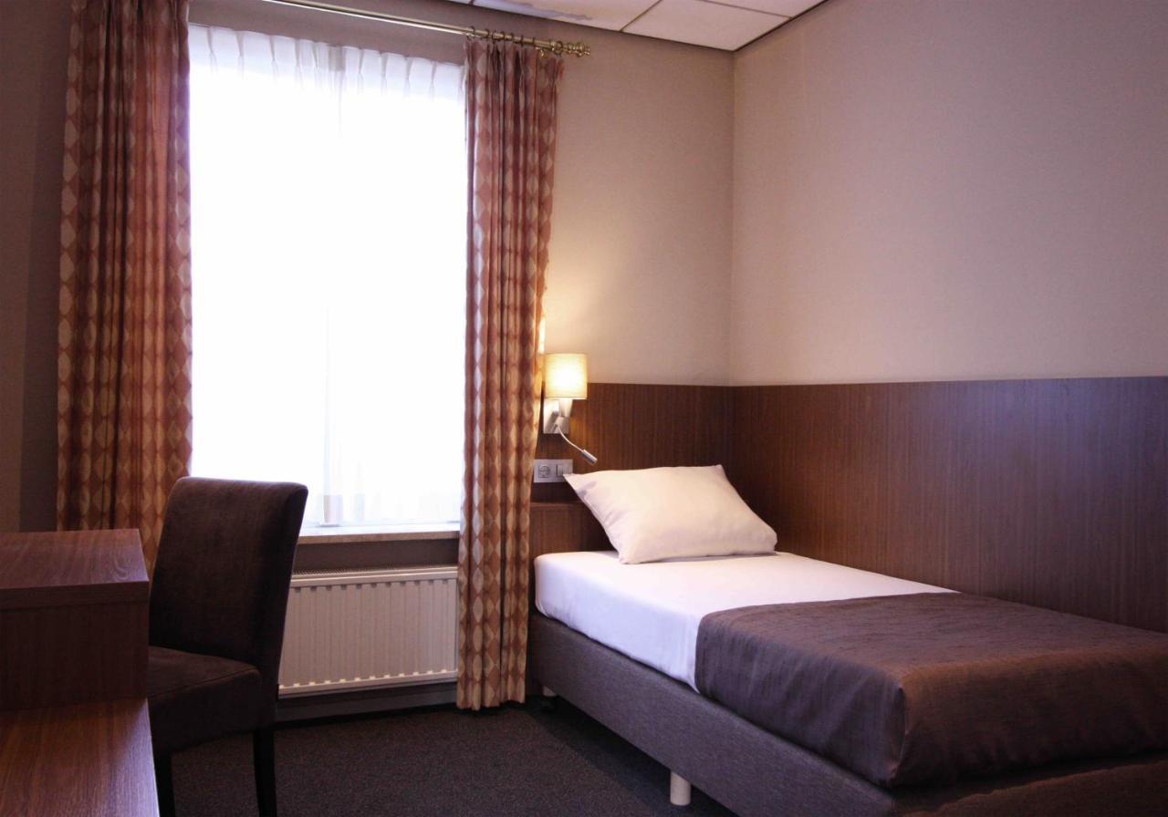 Hotel Restaurant De Bengel Eersel Bagian luar foto